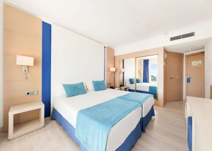 Palma Nova (Mallorca) hotels near BCM Magaluf