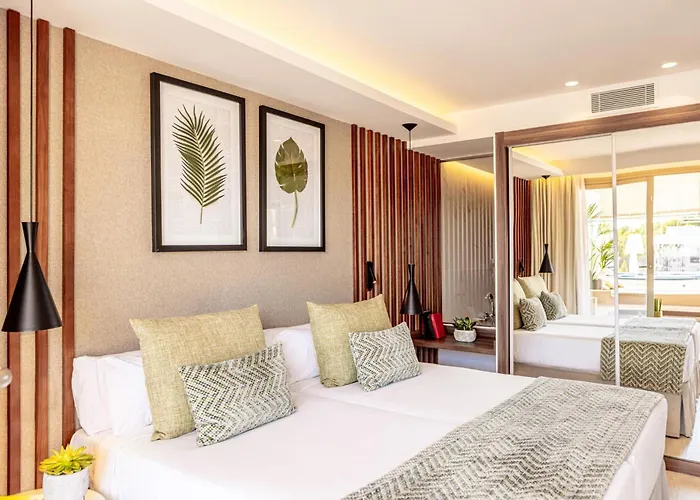 Palma Nova (Mallorca) 5 Star Hotels