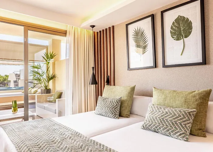 Palma Nova (Mallorca) 5 Star Hotels
