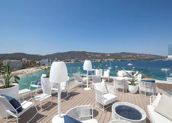 Palma Nova (Mallorca) hotels near Aqua land