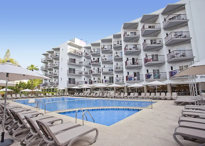 Luxury Hotels in Palma Nova (Mallorca)